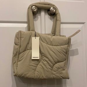 Thirty years drift tote